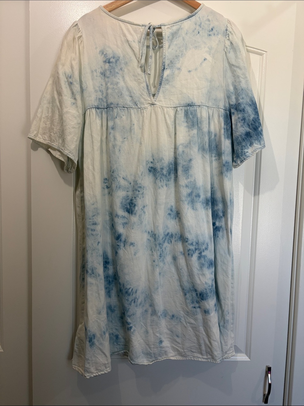 Old Navy Light Blue Tie-Dye Babydoll Dress - Picture 2 of 7